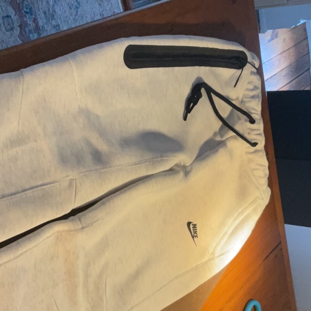 Nike tech fleece sweat pants